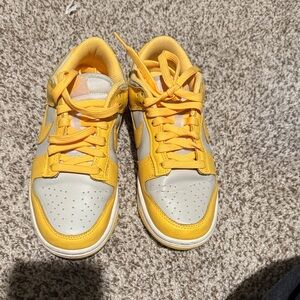 Yellow dunks Sneakers